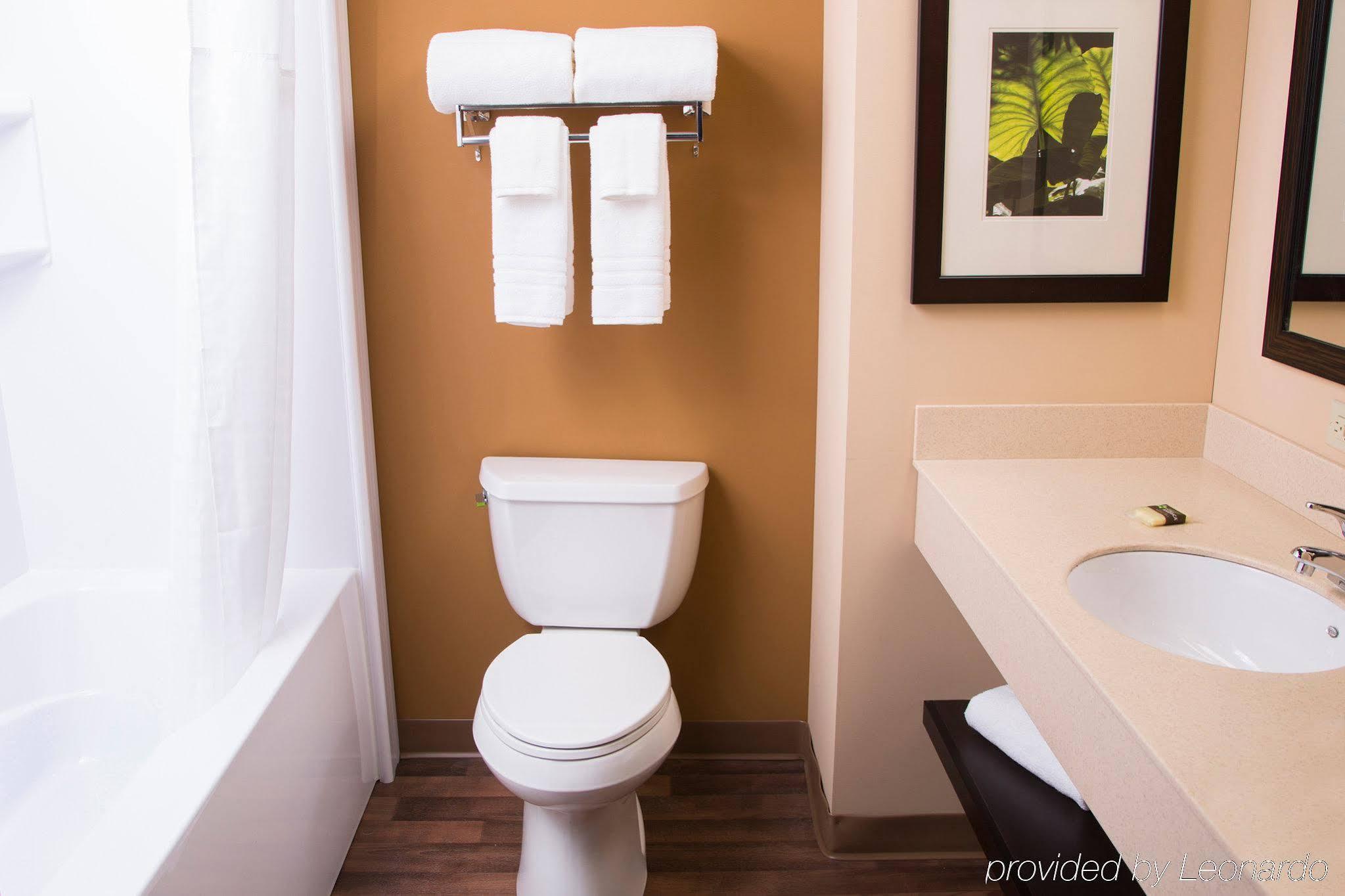 Extended Stay America Select Suites - Chicago - Hanover Park Екстер'єр фото