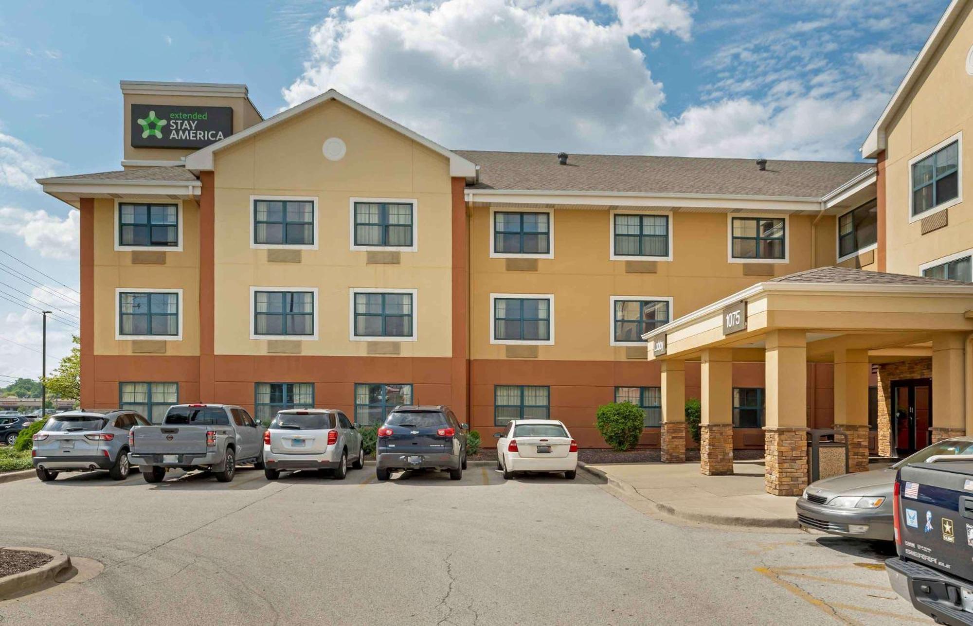 Extended Stay America Select Suites - Chicago - Hanover Park Екстер'єр фото
